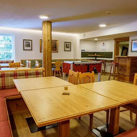 Апарт-отель Hubertus Alpine Living Обертауэрн