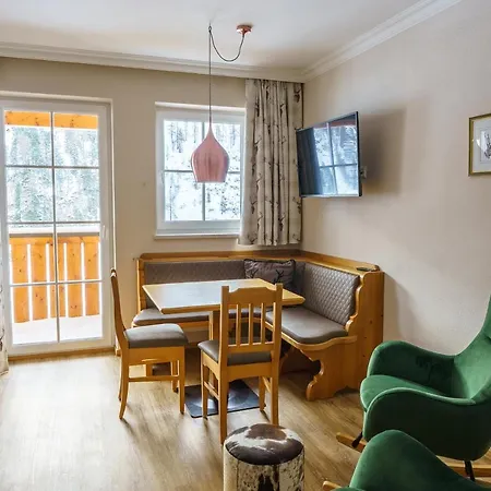 Hubertus Alpine Living Апарт-отель