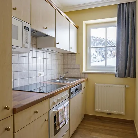 Lägenhetshotell Hubertus Alpine Living 4*