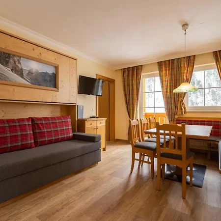 Апарт-отель Hubertus Alpine Living 4*