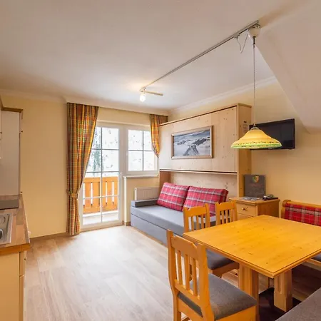 Hubertus Alpine Living 4*