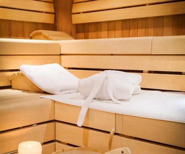 Hubertus Alpine Living 4* 上陶恩