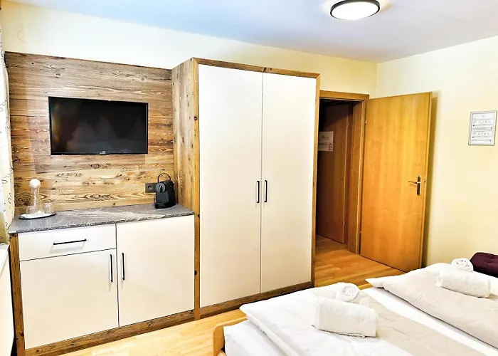 Hubertus Alpine Living 아파트호텔 4*